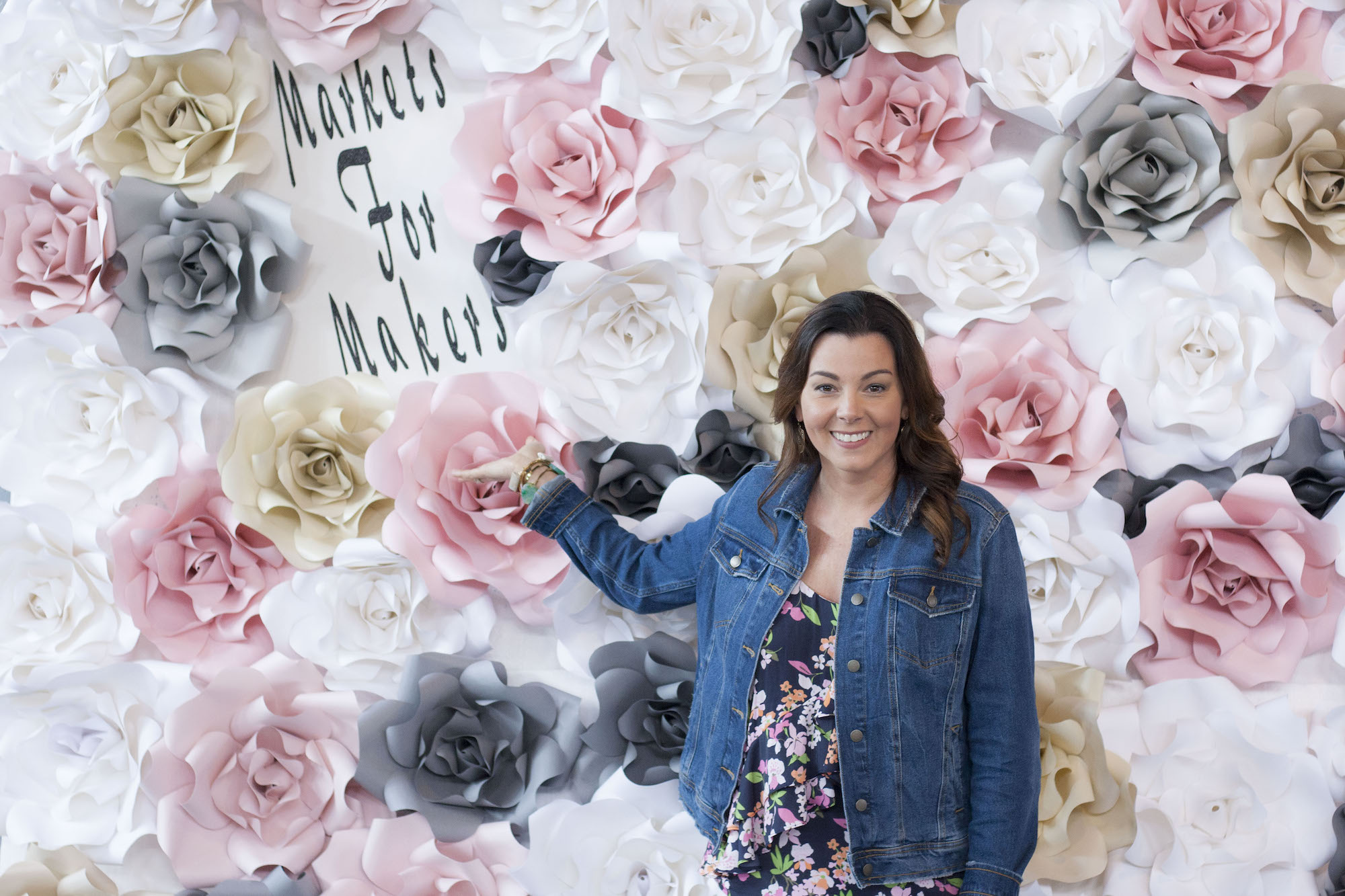 Flower wall, photo wall, Market for Makers, Jacksonville, Blogger